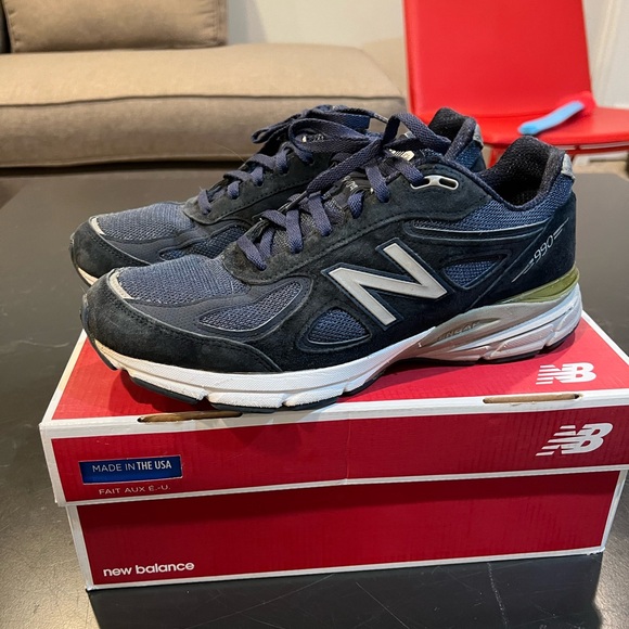 New Balance Other - New Balane 990v4 Size 10.5